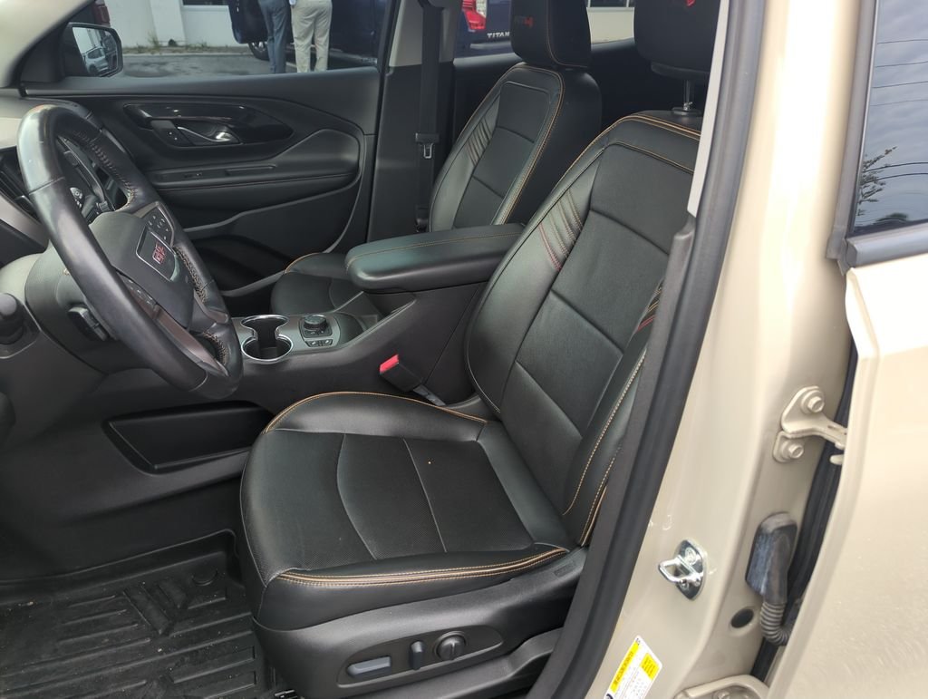 Used 2022 Beige GMC AT4 image 11