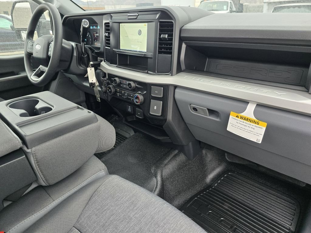 New 2026 Oxford White Ford XL image 28