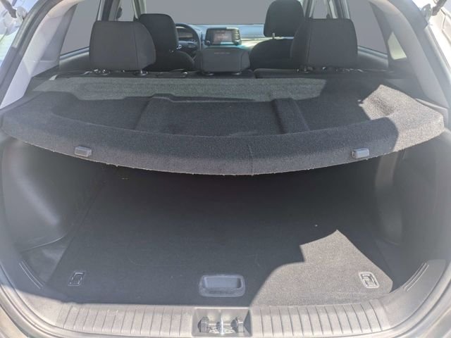 Used 2019 White Hyundai SE image 12