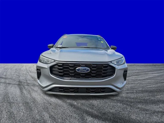 Certified Used 2023 Iconic Silver Metallic Ford ST-Line image 9
