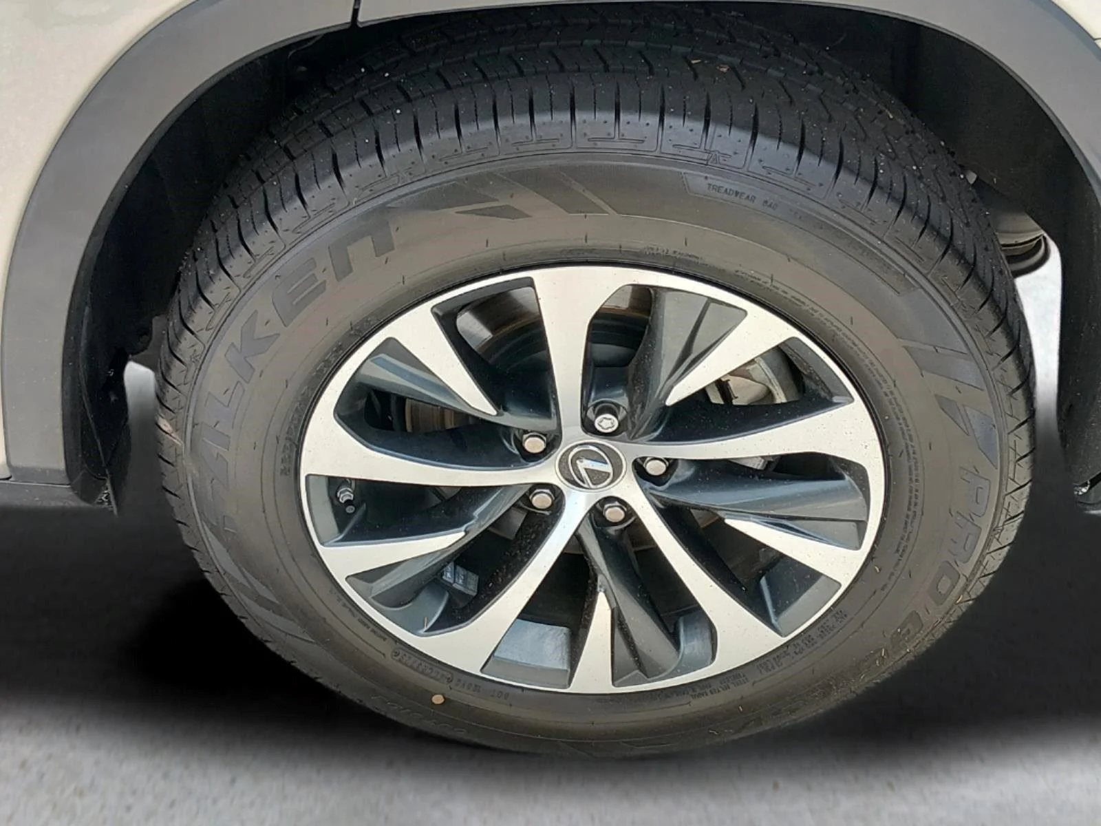 Used 2022 Atomic Silver Lexus RX 350 image 19