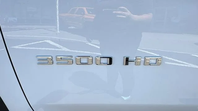 2025 Chevrolet Silverado 3500 HD Work Truck - Photo 8