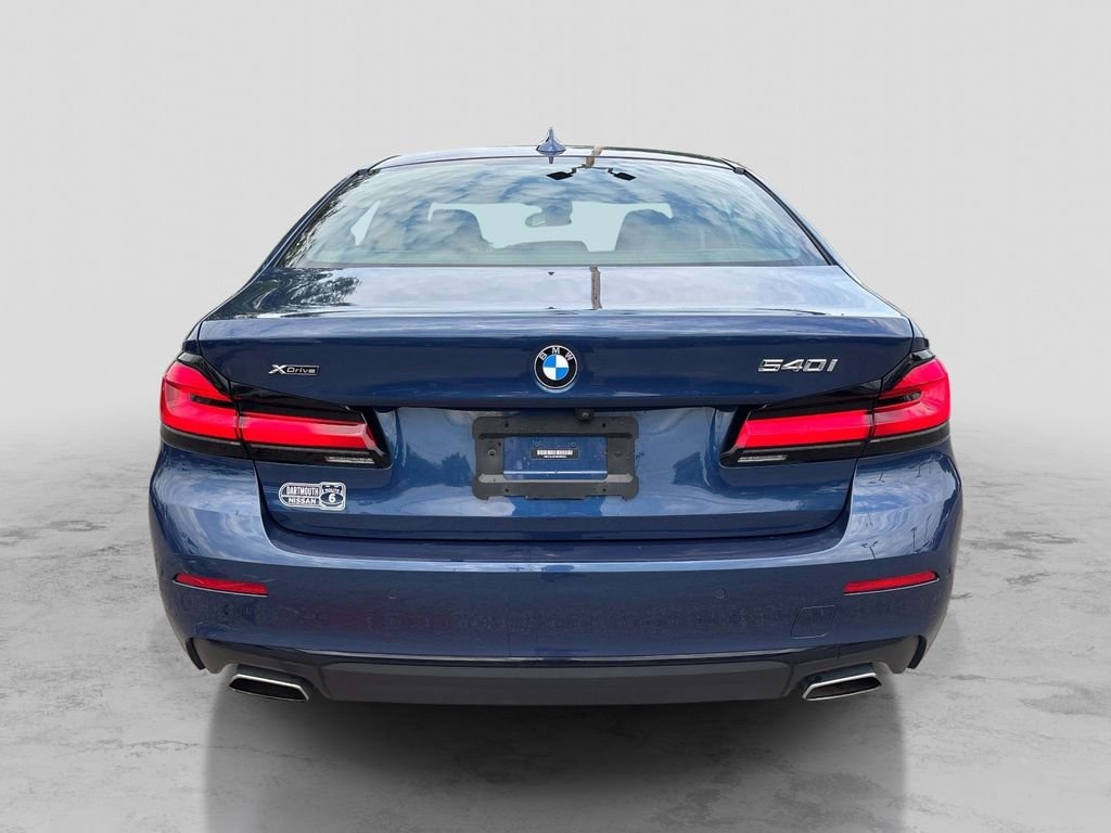 Used 2021 Blue BMW 540i xDrive image 4