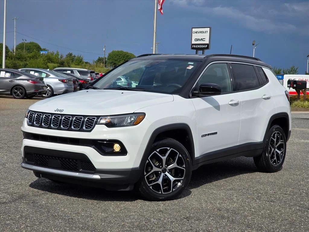Used 2025 White Jeep Limited image 2