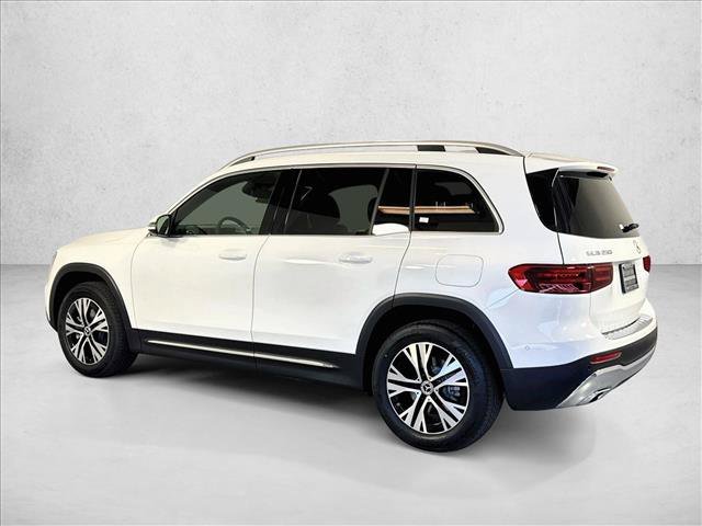 New 2026 Polar White Mercedes-Benz GLB 250 image 36