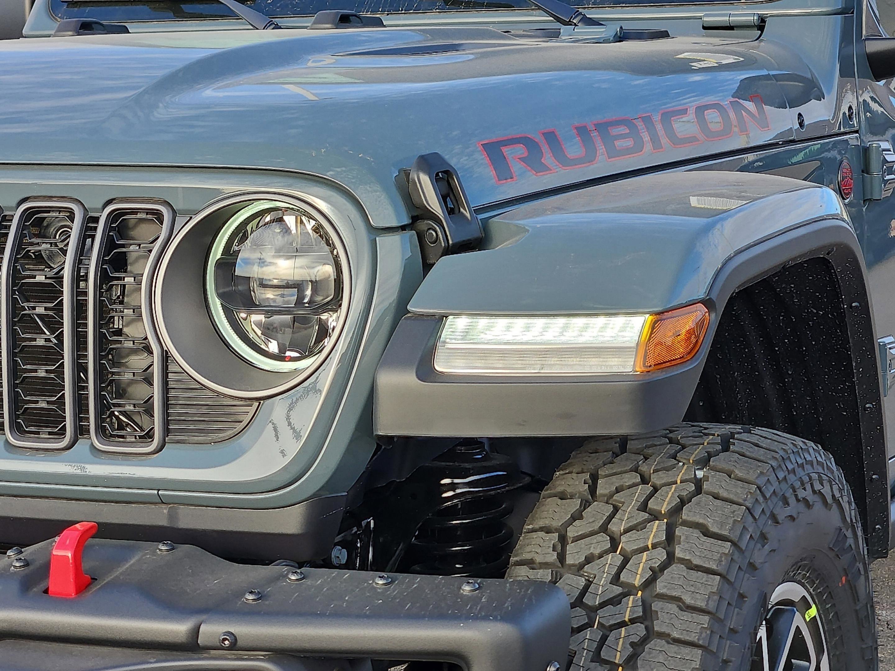 New 2026 Anvil Clear-Coat Exterior Paint Jeep Rubicon image 8