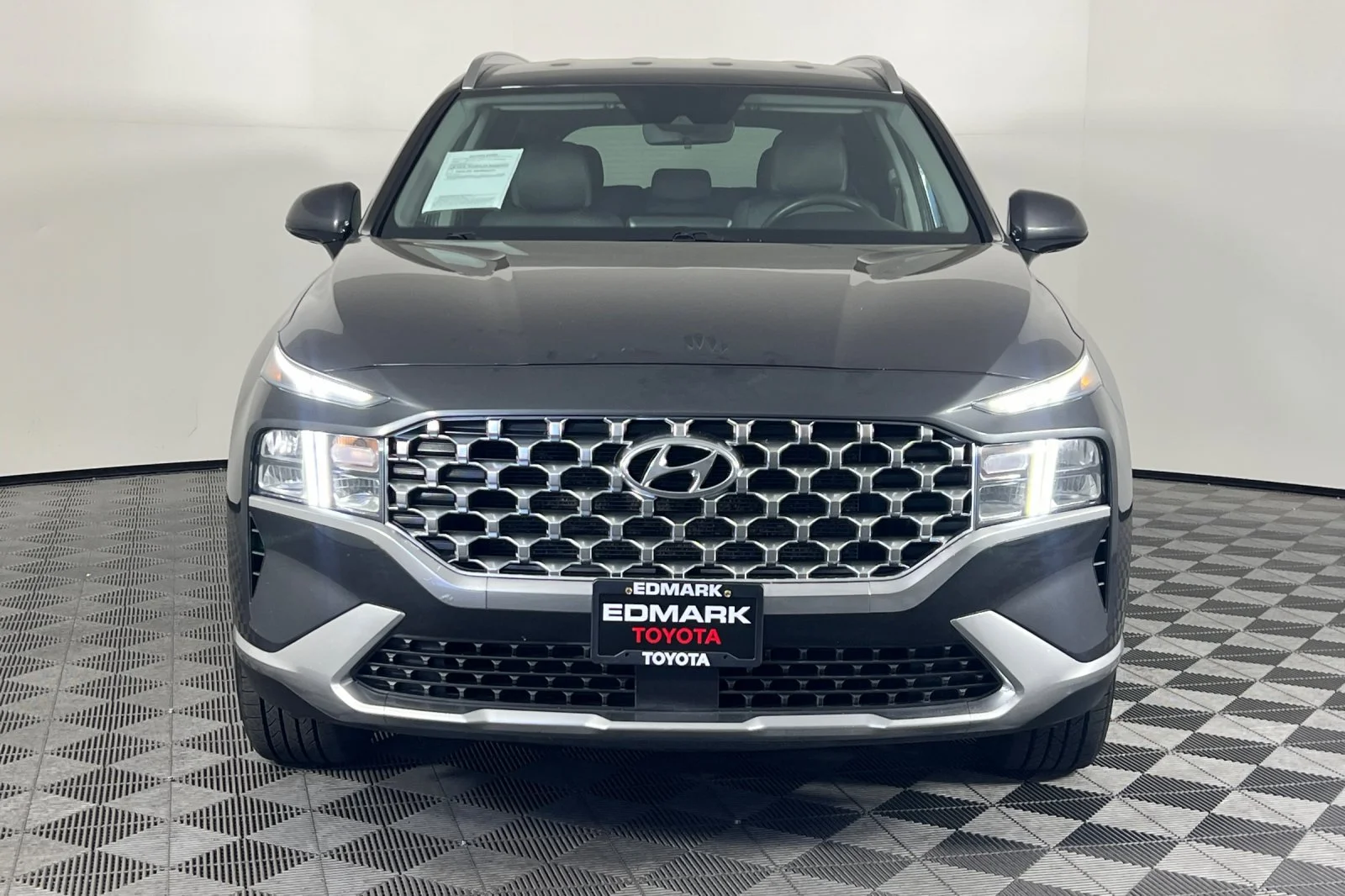 Used 2022 Portofino Gray Hyundai SEL image 8