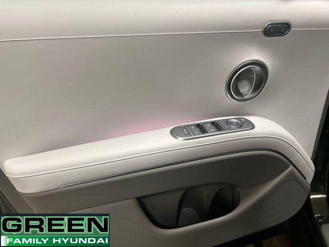 New 2027 Green Hyundai SEL Premium AWD image 13