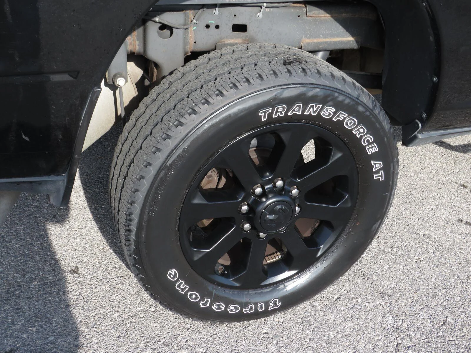 Used 2023 Diamond Black Crystal Pearlcoat Ram Laramie image 8