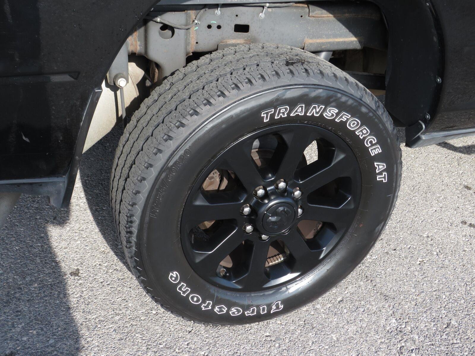 Used 2023 Diamond Black Crystal Pearlcoat Ram Laramie image 8