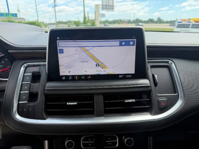 Used 2021 Iridescent Pearl Tricoat Chevrolet Premier image 16