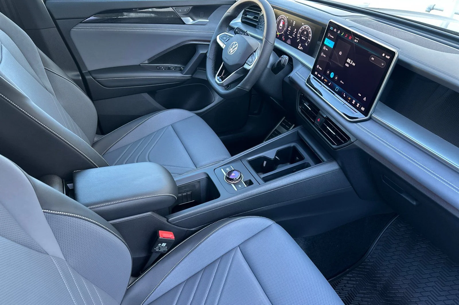 New 2026 Black Volkswagen 2.0T SE R-Line Black image 14