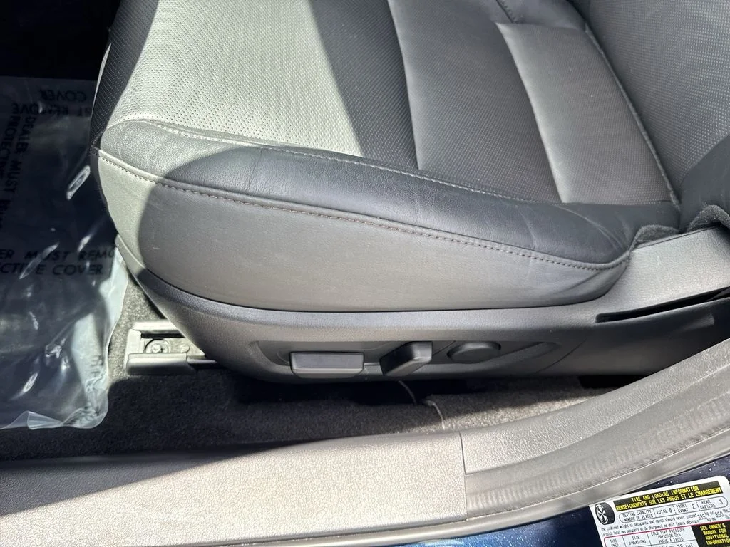 Used 2023 Deep Crystal Blue Mica Mazda 2.5 Turbo Premium Package image 41