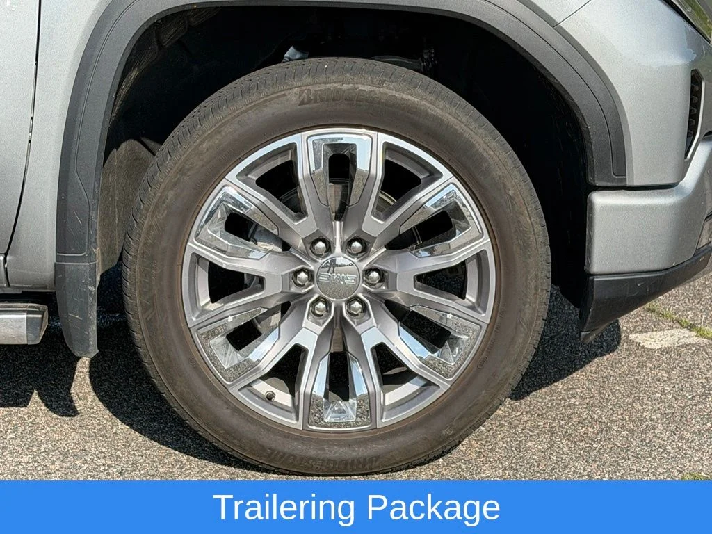 Used 2025 Silver GMC Denali image 13
