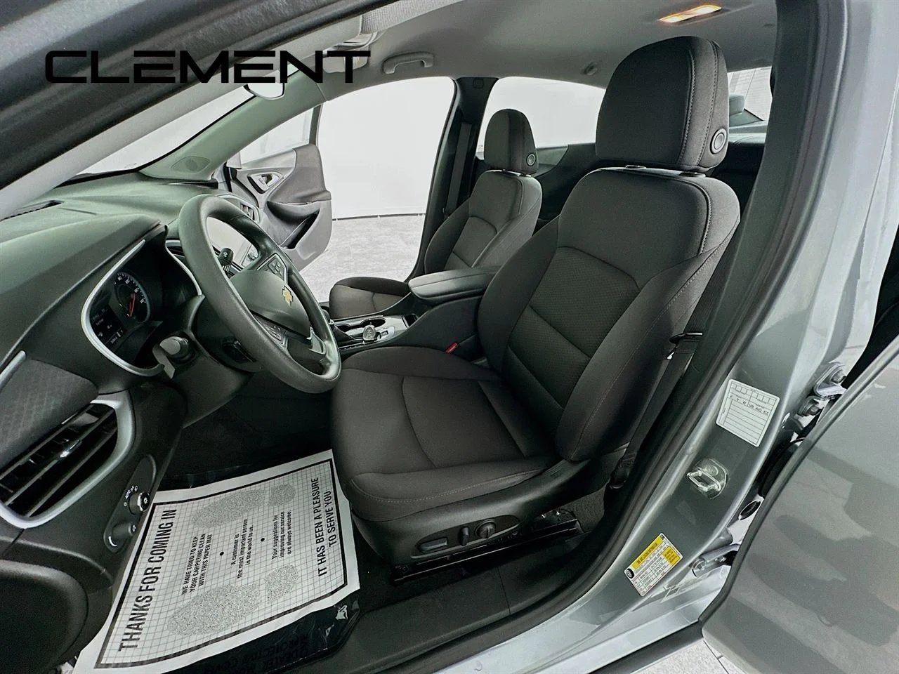 Used 2024 Sterling Gray Metallic Chevrolet LT image 29