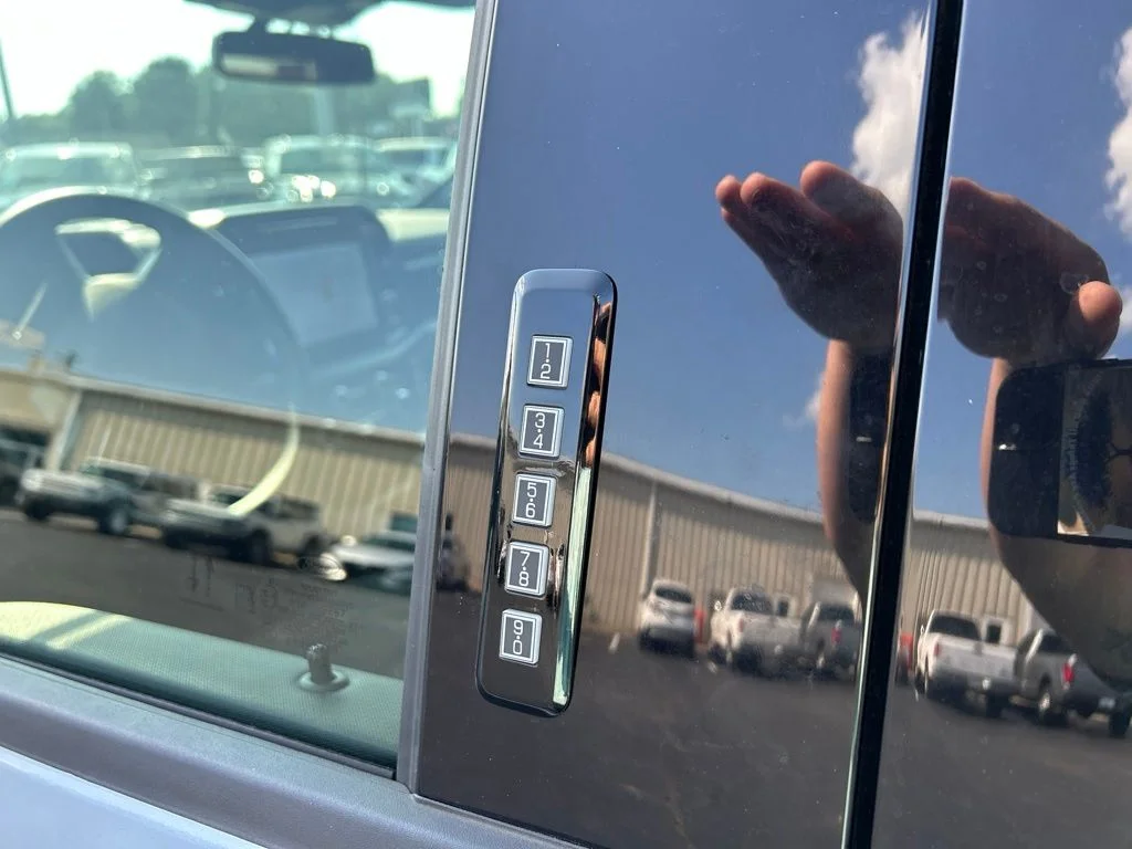 Used 2024 Silver Metallic Ford XLT image 10