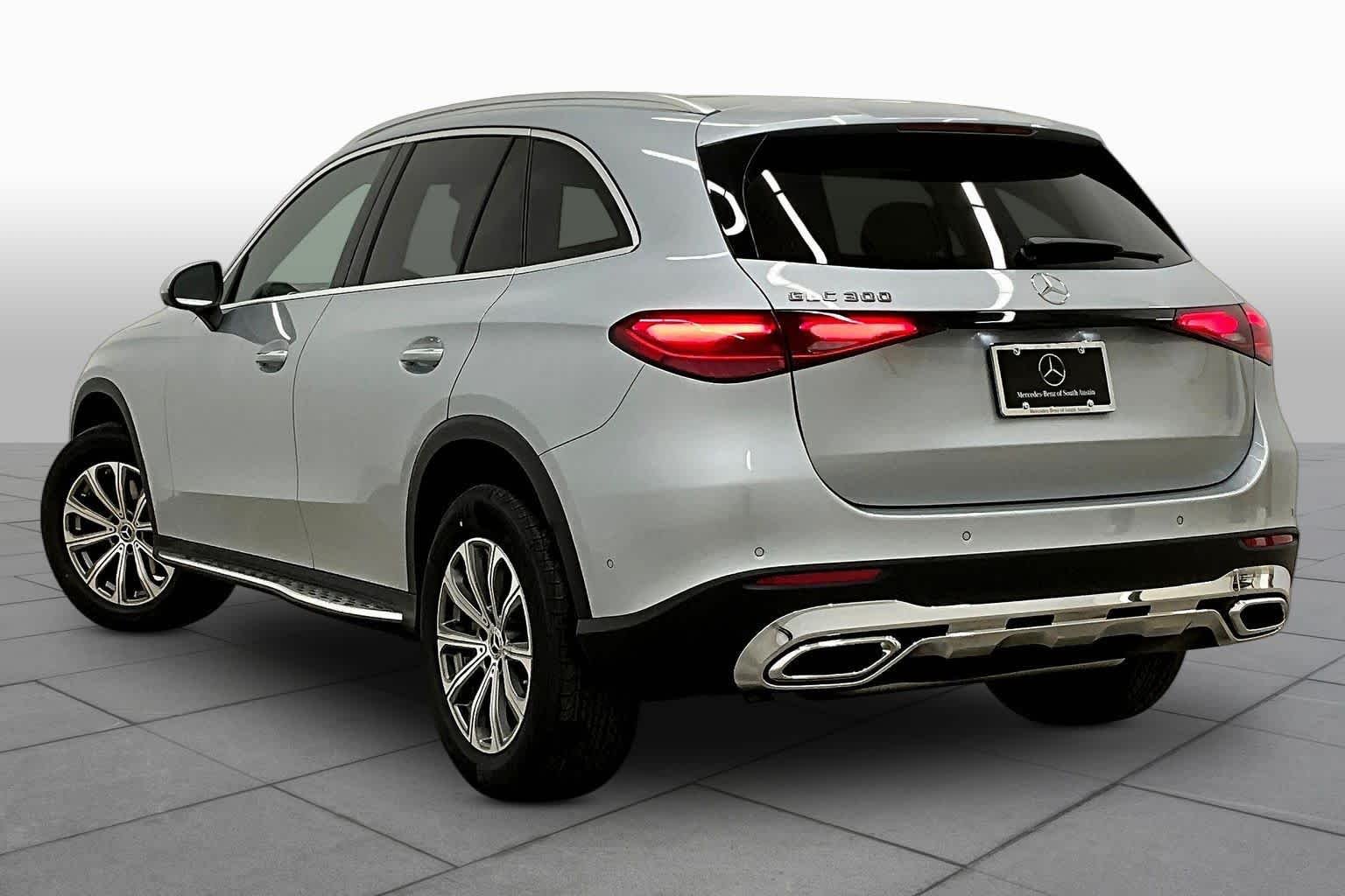 New 2026 Cirrus Silver Metallic Mercedes-Benz GLC 300 image 12