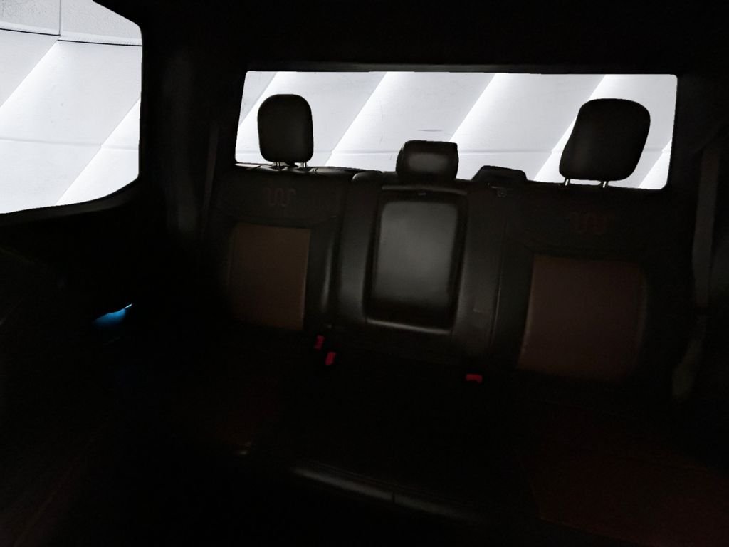 Used 2021  Ford King Ranch image 18