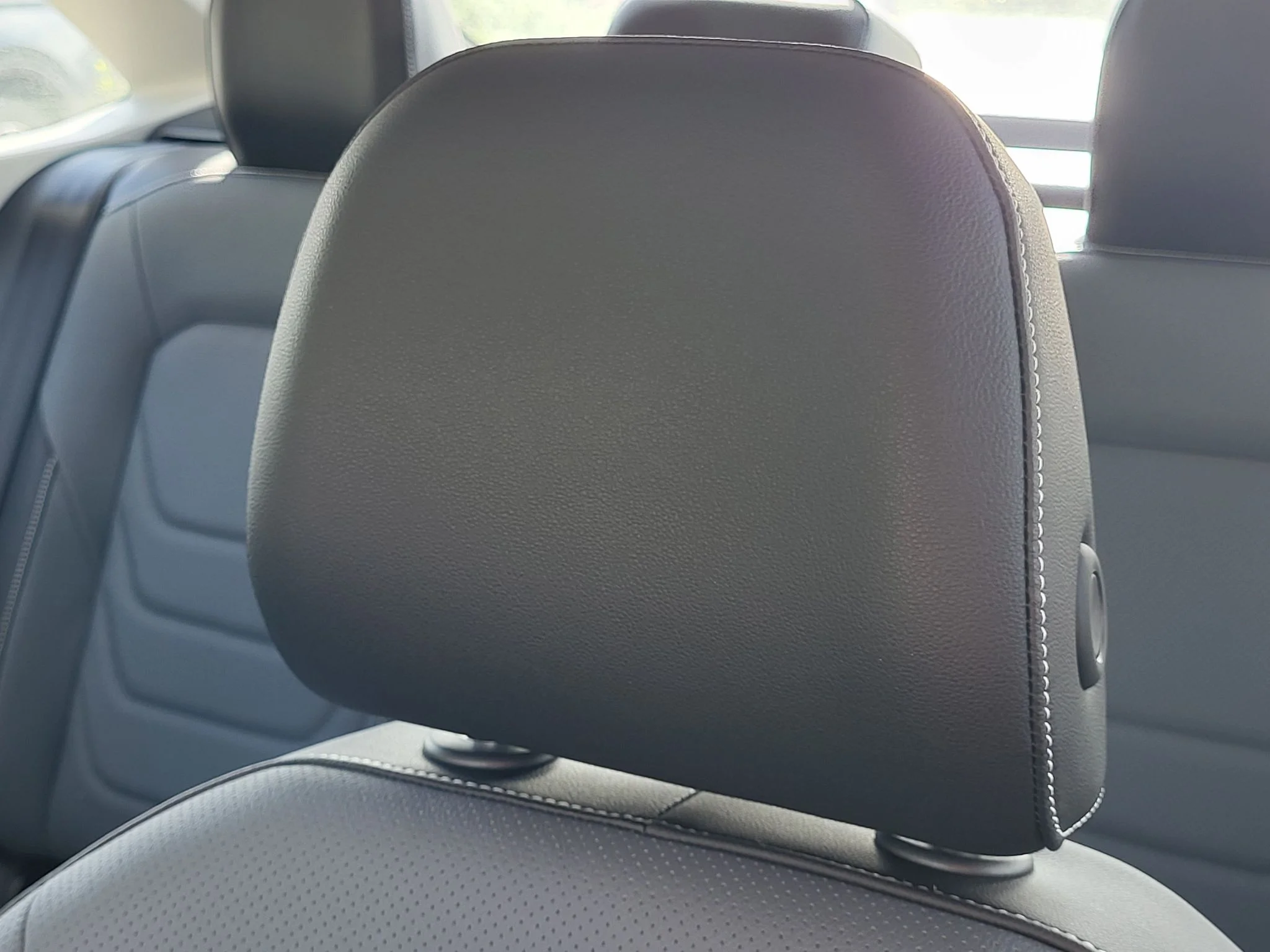 New 2026 Platinum Gray Metallic Volkswagen 1.5T SEL image 9