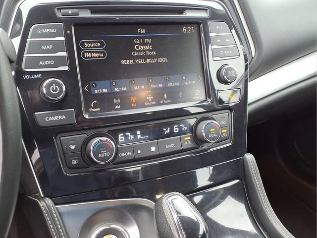 Used 2023 Black Nissan SV Xtronic CVT image 9
