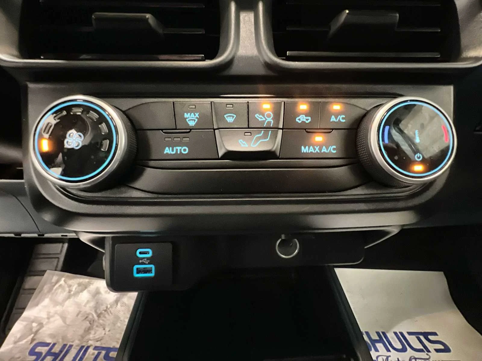 Used 2023 Atlas Blue Metallic Ford XL image 16