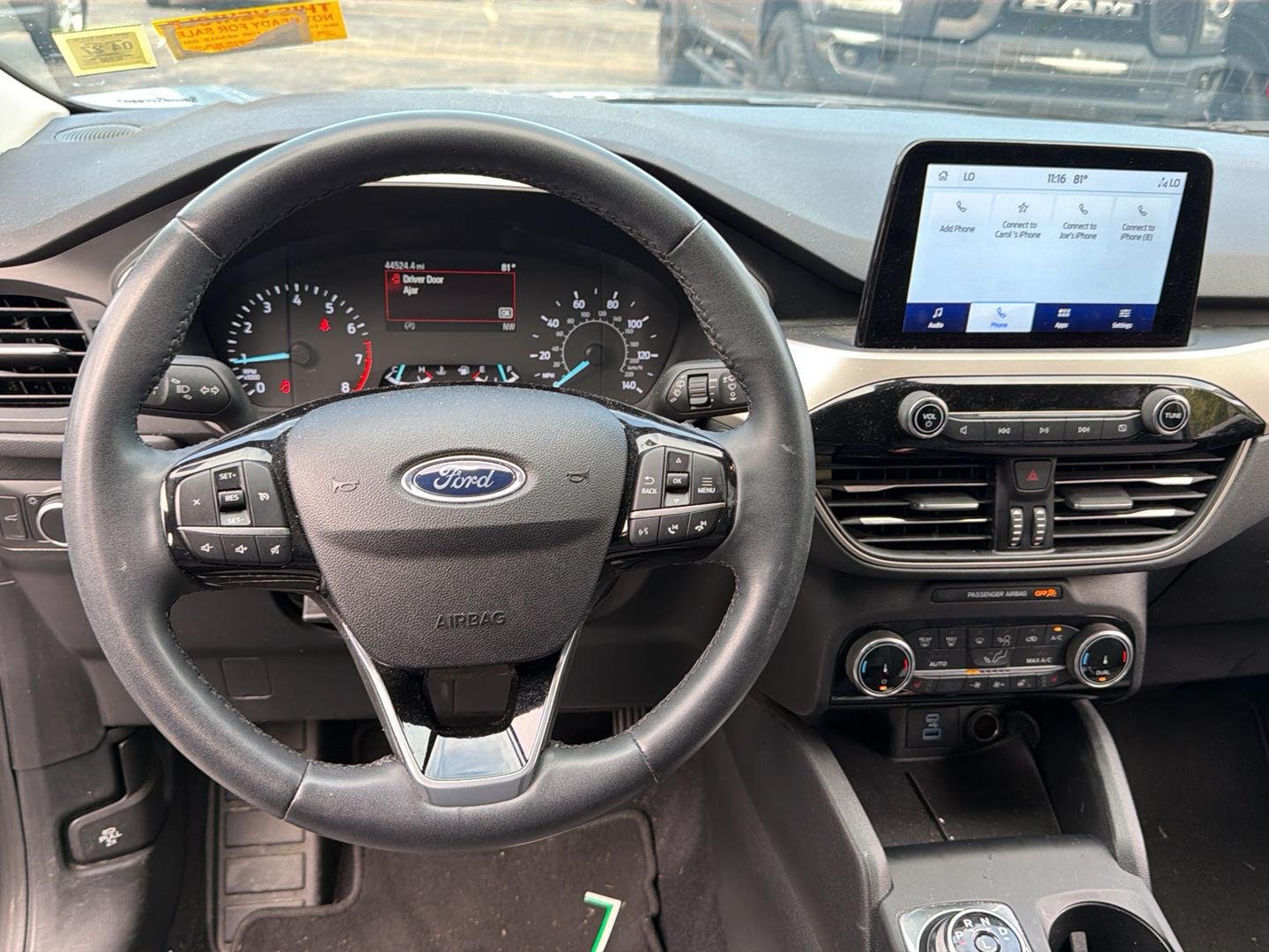 Used 2022 Iced Blue Silver Ford SE image 2
