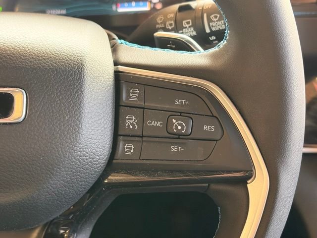 Used 2023 Silver Jeep Trailhawk 4xe image 15