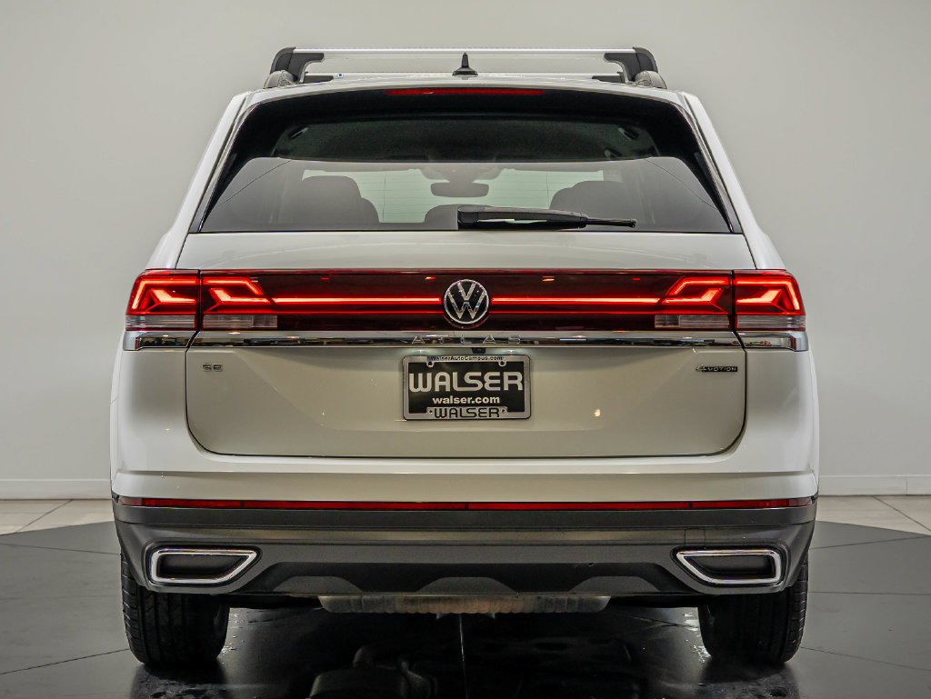 Used 2024 Pure White Volkswagen 2.0T SE image 6