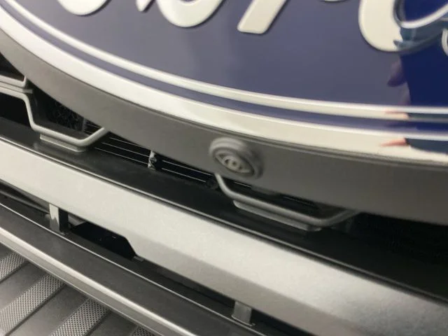 New 2026 Oxford White Ford XL image 10