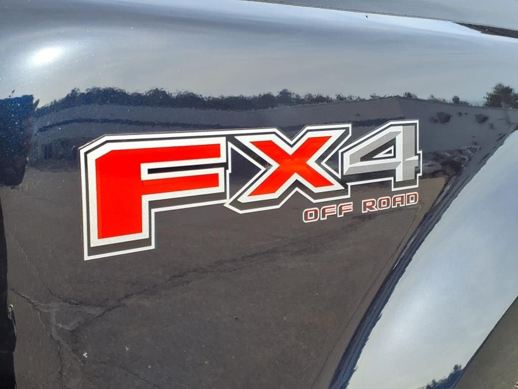 Used 2025 Blue Metallic Ford King Ranch image 10