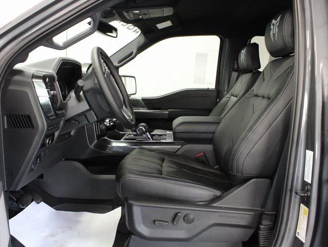 New 2023 Carbonized Gray Metallic Ford XLT image 17