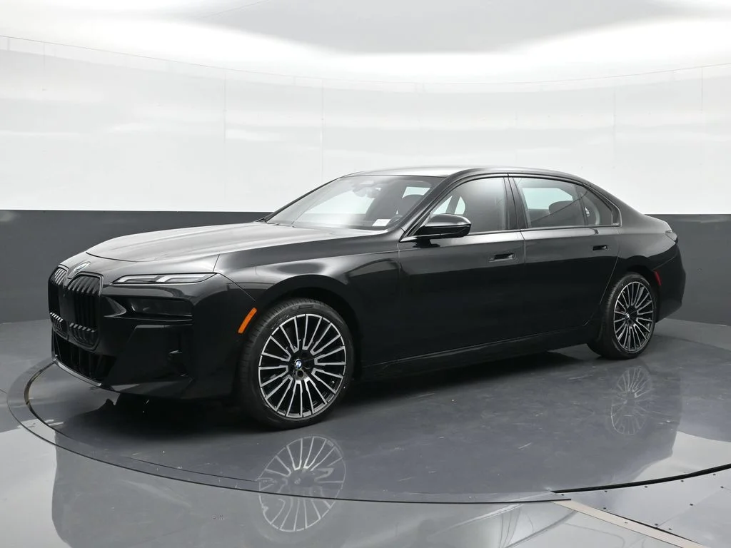 2025 BMW i7 50 - Photo 1