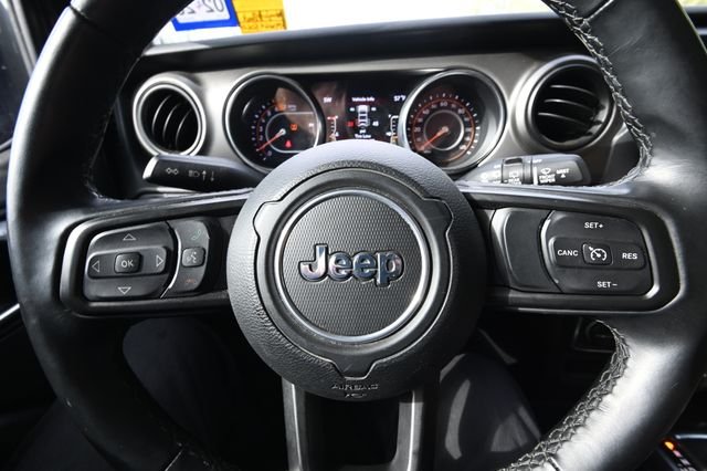 Used 2021 Black Jeep Unlimited Willys image 13