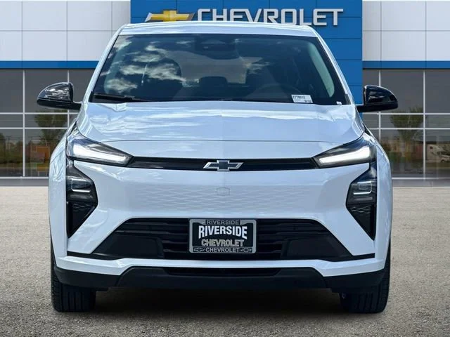 New 2027 Summit White Chevrolet LT image 9