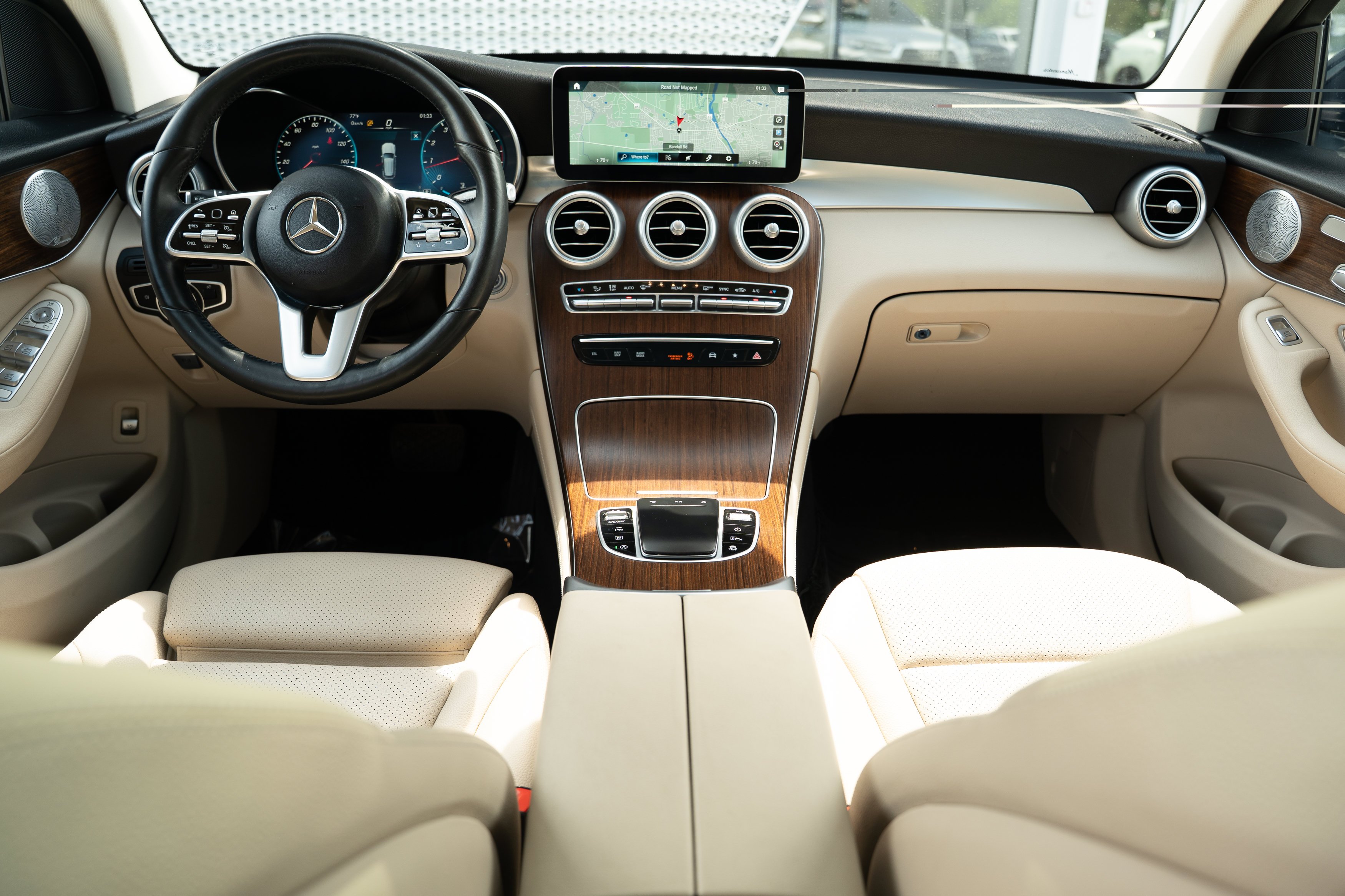 Used 2020 Lunar Blue Metallic Mercedes-Benz GLC 300 image 8