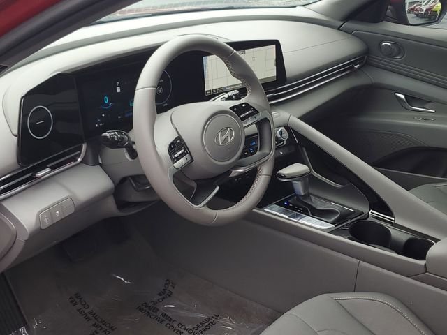 2025 Hyundai Elantra SEL - Photo 8