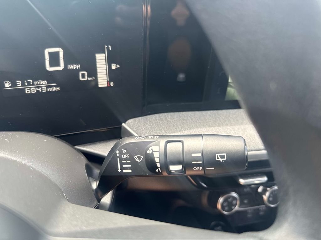 Used 2025 Gray Nissan SV image 28