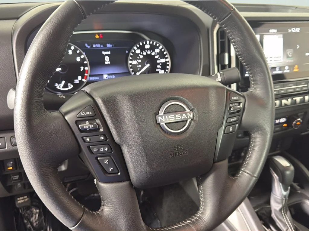 Used 2025 White Nissan Crew Cab SV 4x2 image 22
