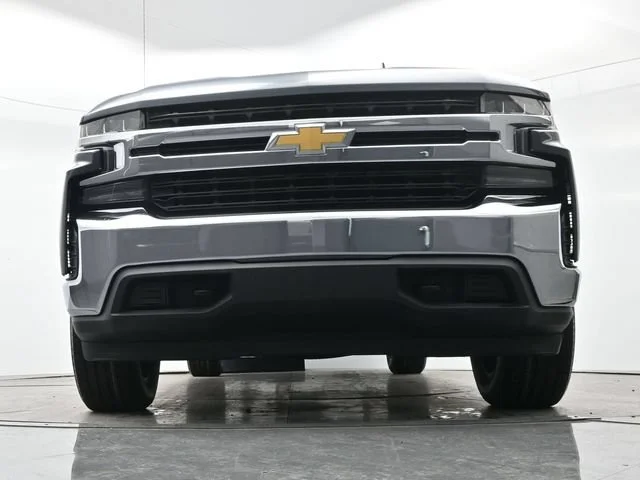Used 2019 SHADOW GRAY METALLIC Chevrolet LT image 22
