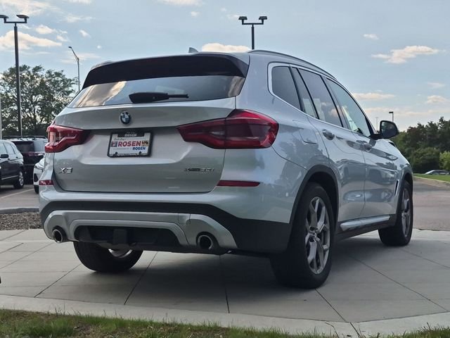 Used 2021 Silver BMW xDrive30i image 7