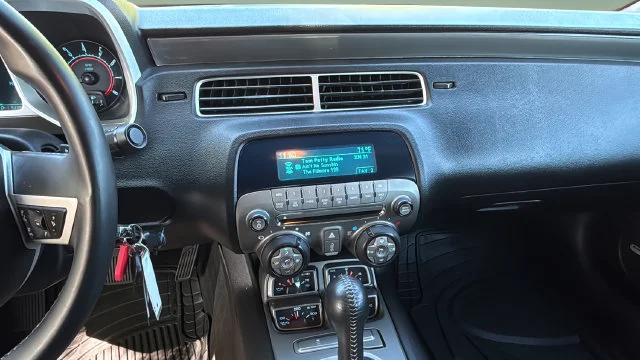 Used 2010 Gray Chevrolet 2LT image 25