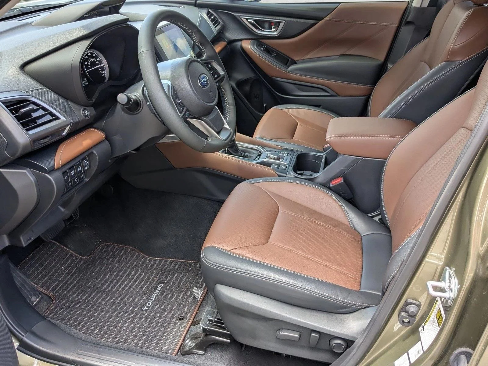 Used 2024 Green Subaru Touring image 16