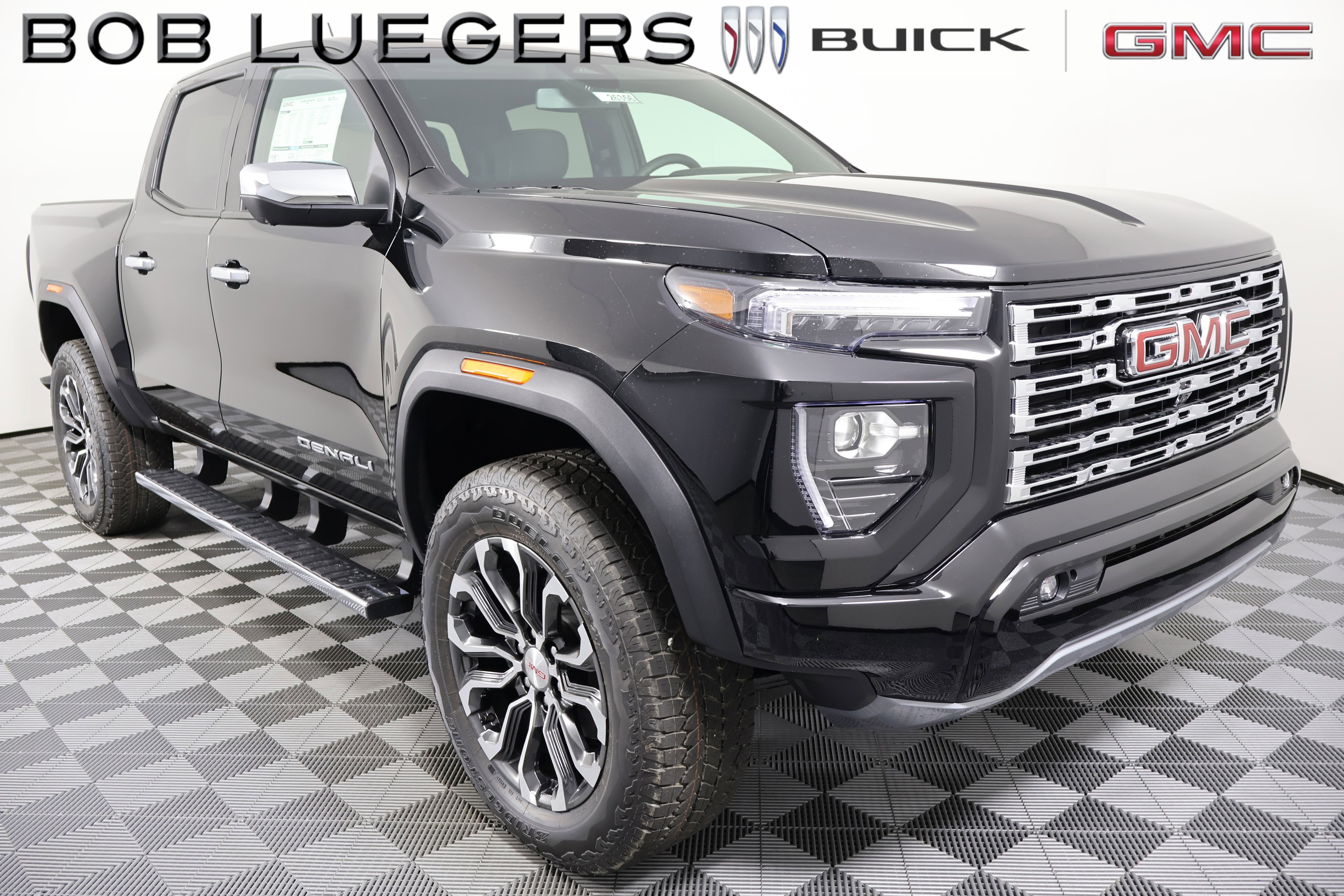 2026 GMC Canyon 4WD Denali Crew Cab Short Box's photo