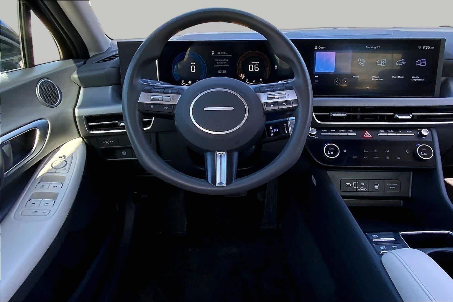 Used 2025 Abyss Black Hyundai SEL image 6