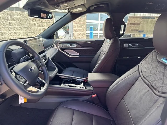 New 2026 Agate Black Metallic Ford Platinum™ image 15