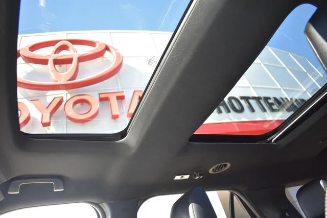 Used 2019 Red Ford Limited image 43