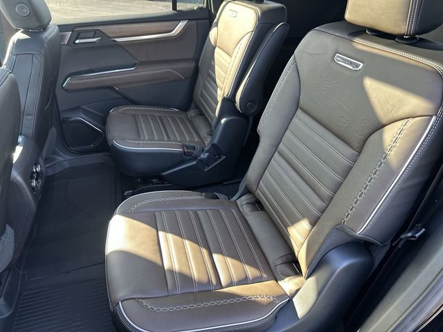 2026 GMC Acadia Denali Ultimate - Photo 27