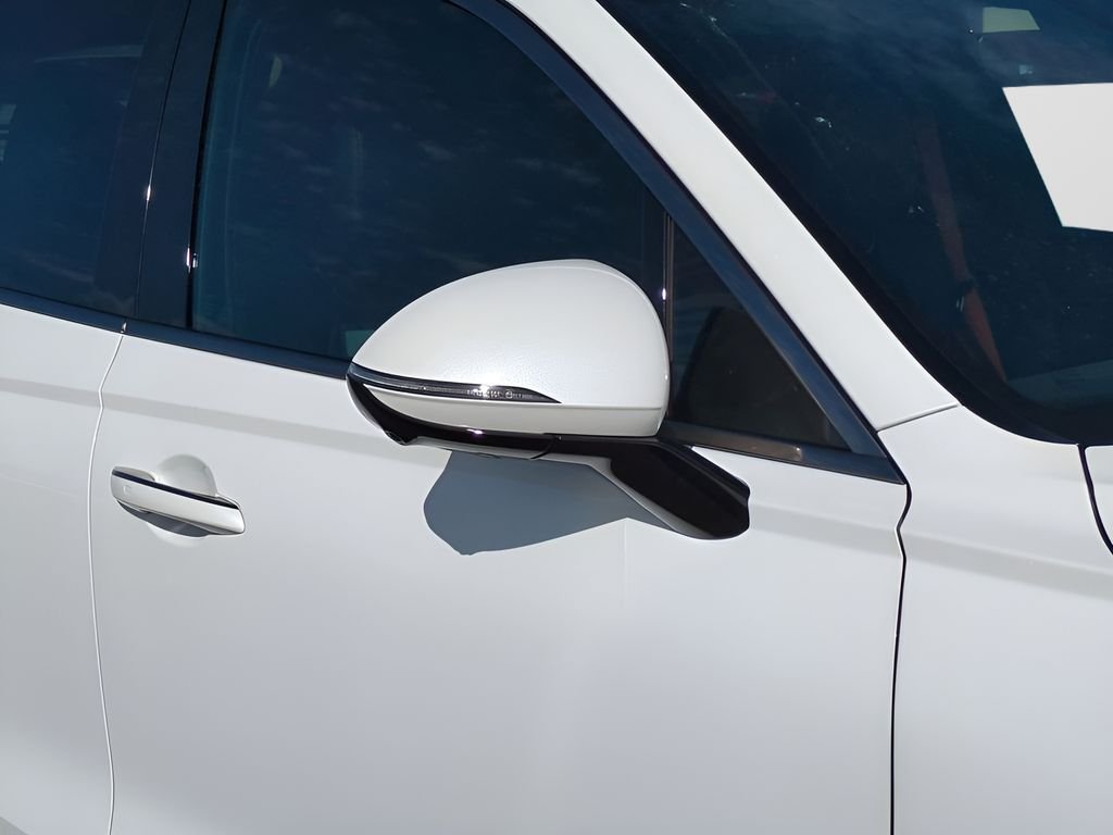 2026 GENESIS GV70 Sport Advanced - Photo 12