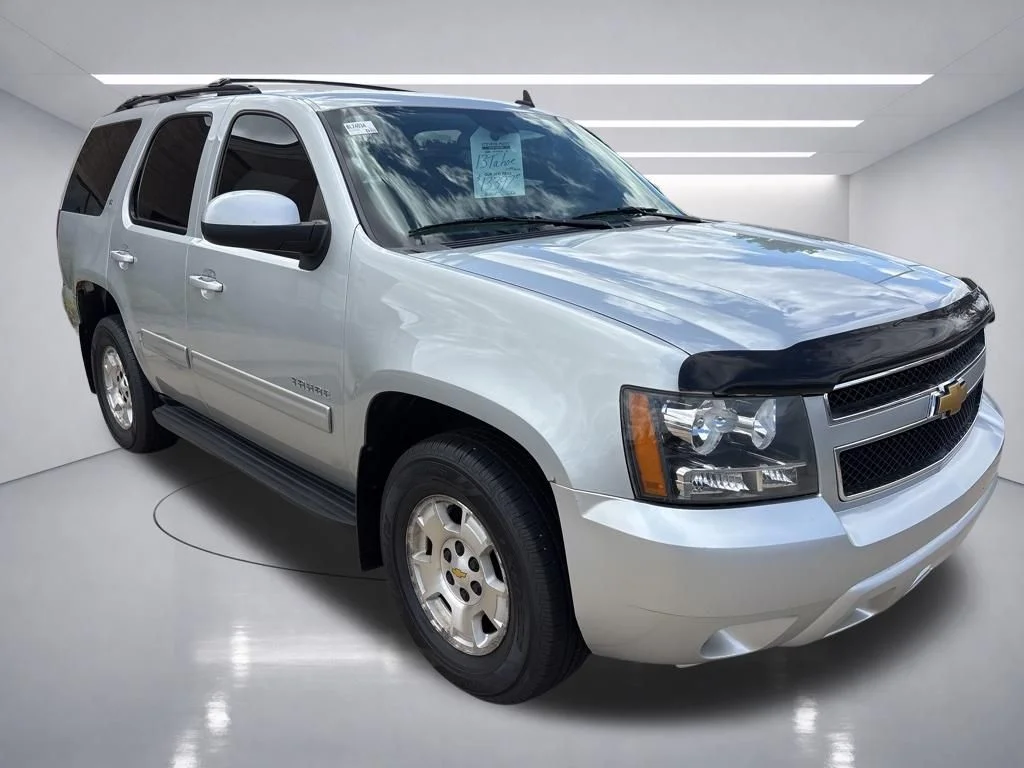 Used 2013 Silver Ice Metallic Chevrolet LT image 8