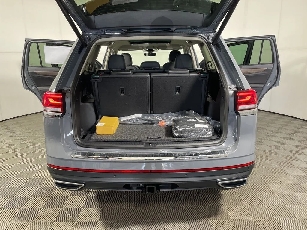 New 2026 Gray Volkswagen 2.0T SEL image 22